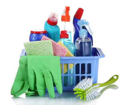 Removing stains and dirt during rug cleaning